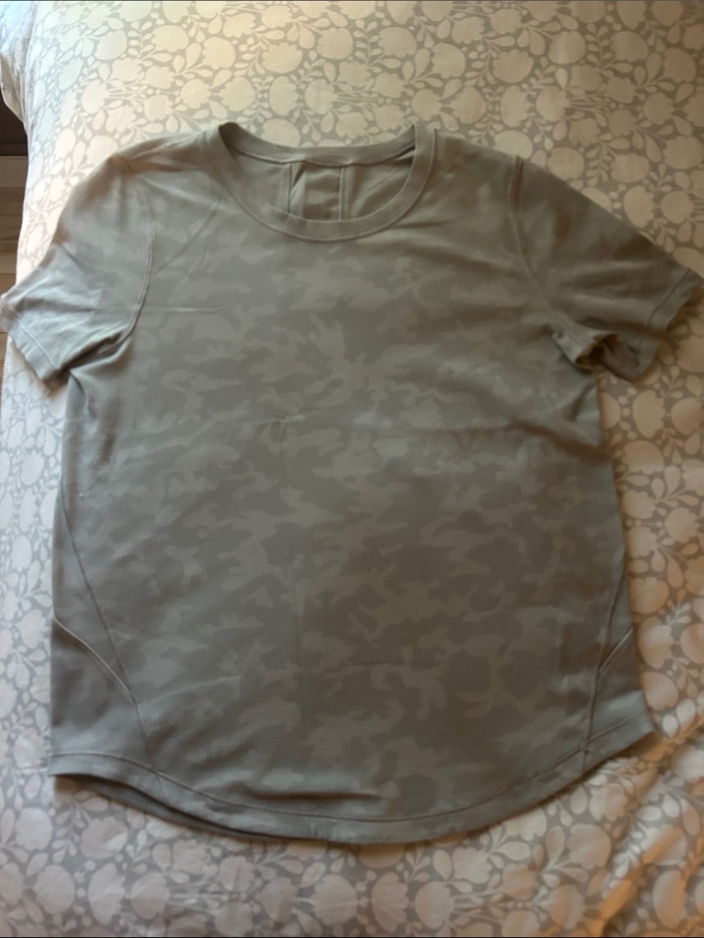 lululemon athletica Short Sleeve Tee in Light Olive Camo